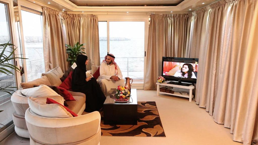 Jawhara Marines Floating Botel Dubai